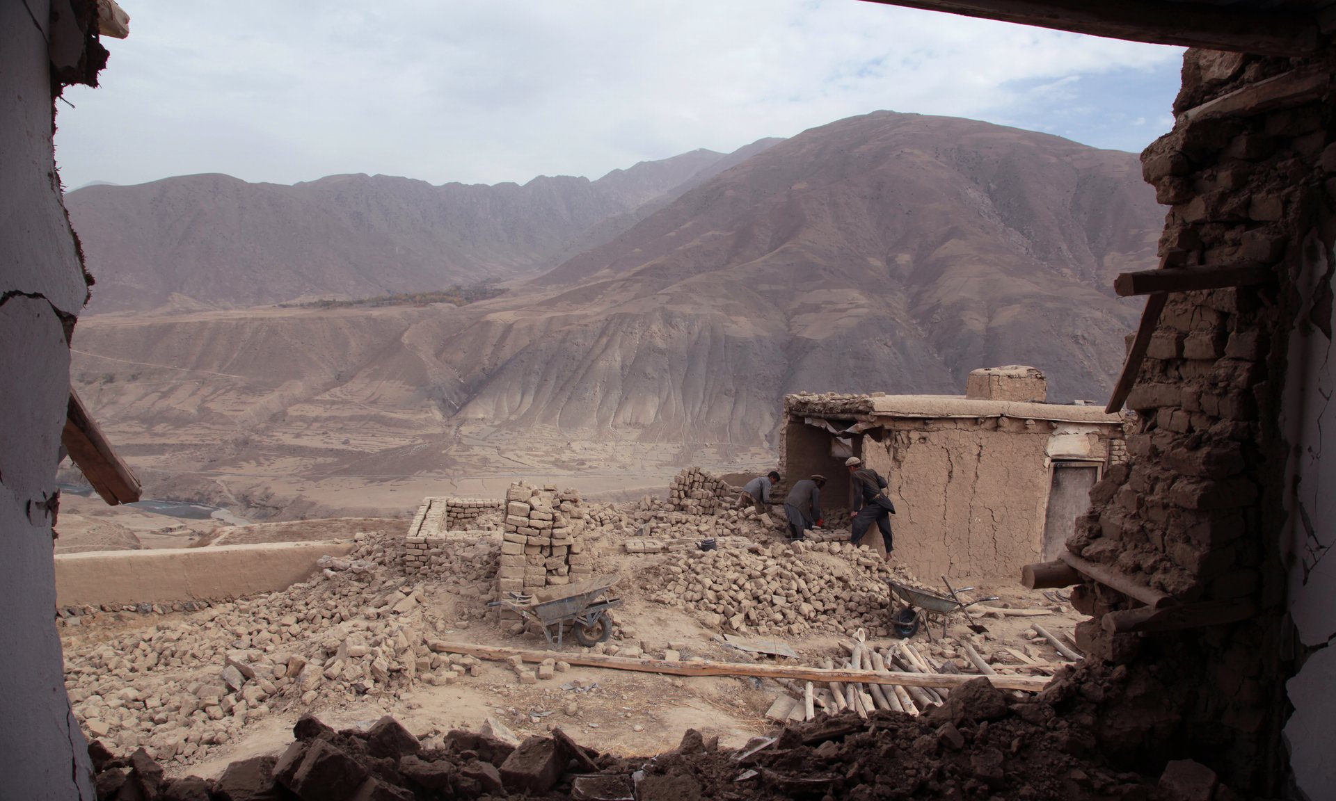 Badakhshan earthquake photo