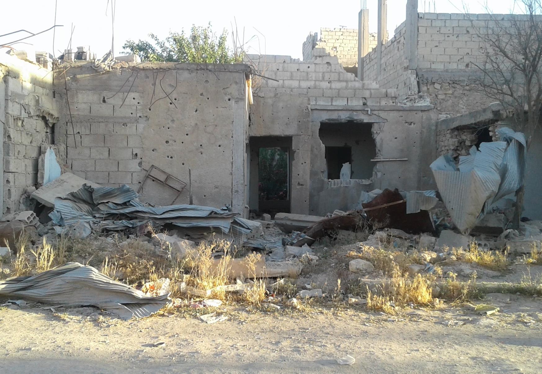 A damaged shelter in Northeast Syria, where shelter adequacy issues are reportedly widespread. ©REACH, November 2017