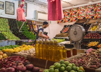 Collecting key data on markets to support cash and voucher assistance